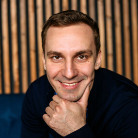 Сергей Максимов